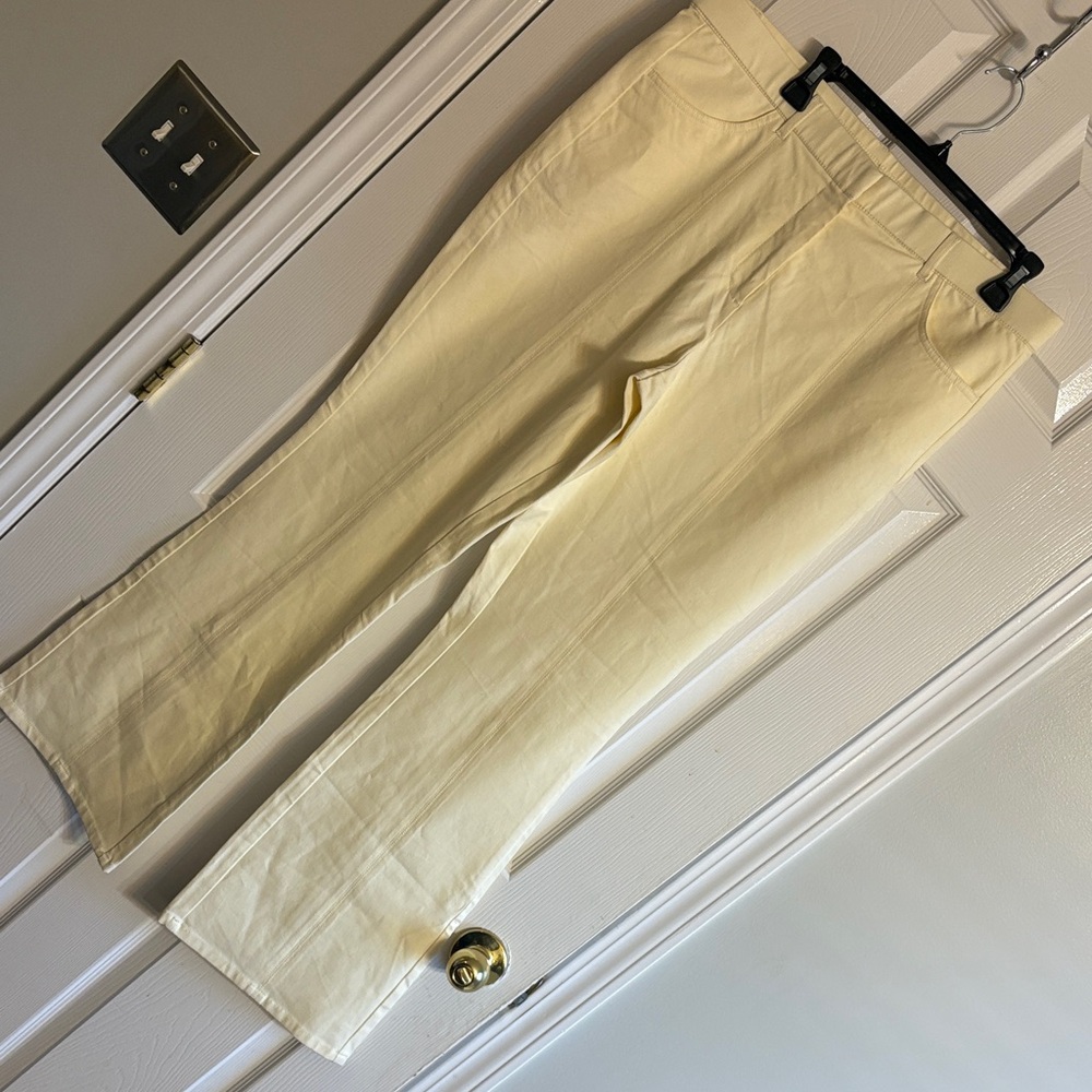 Isaac Mizrahi Live! Light Yellow Pants Sz 16